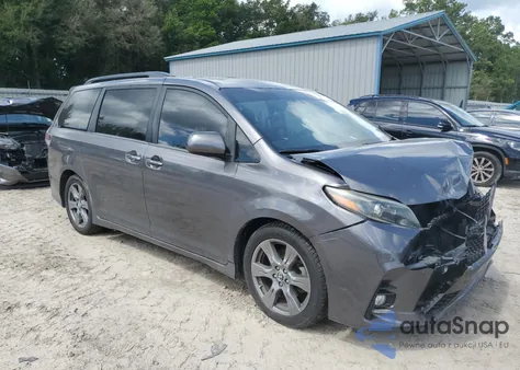 2018 Toyota Sienna Se z USA, uszkodzony, nr VIN 5TDXZ3DC5JS921882